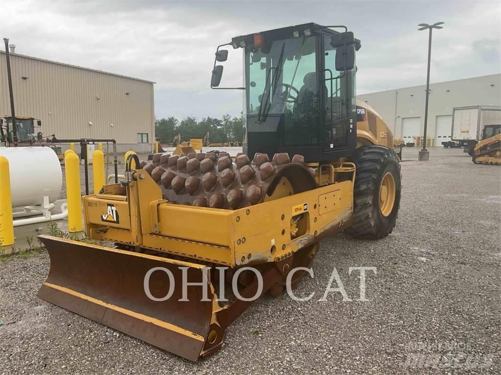 CAT CP56B Kompaktorji tal