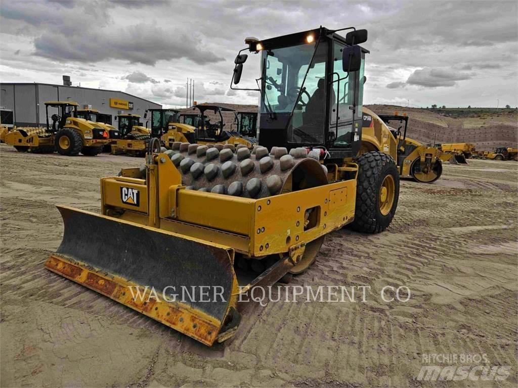CAT CP56B Kompaktorji tal