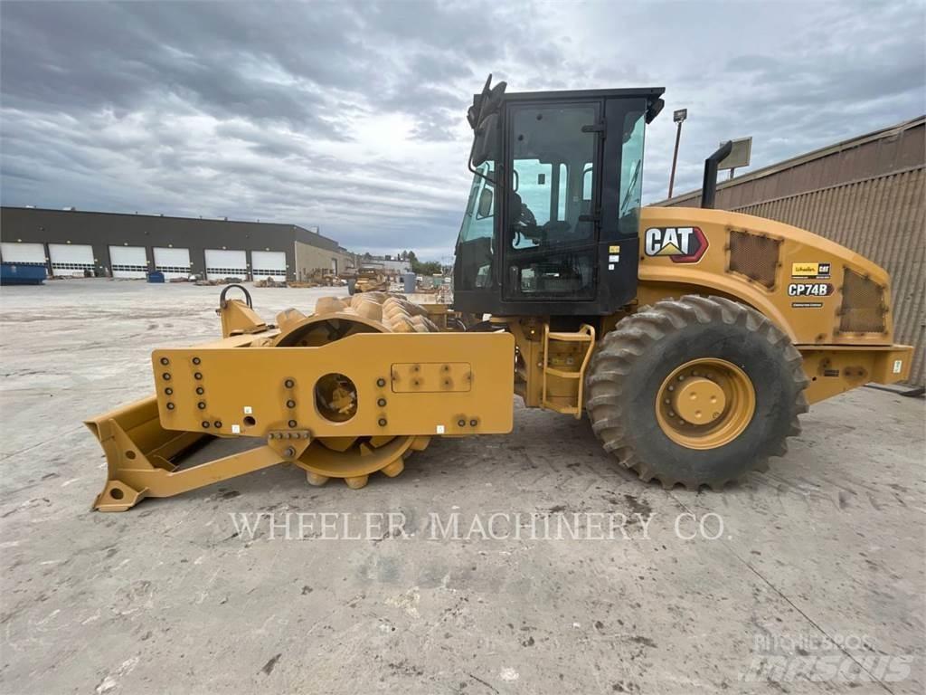 CAT CP74B Enojni valjarji