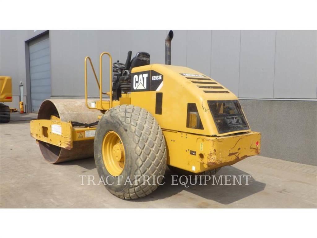CAT CS-533E Enojni valjarji