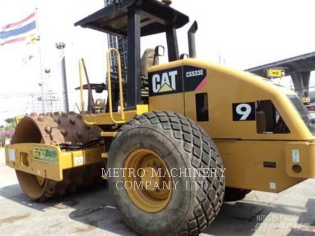 CAT CS-533E Enojni valjarji