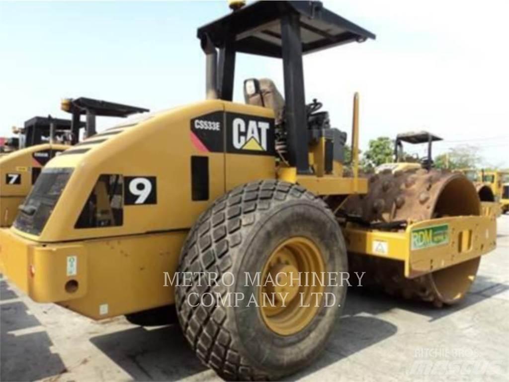 CAT CS-533E Enojni valjarji