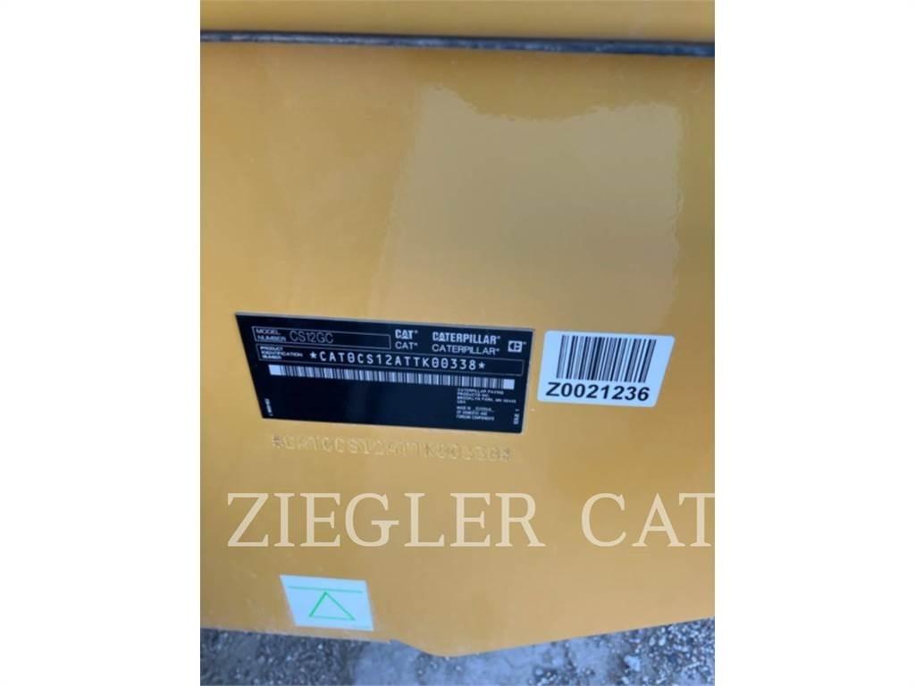 CAT CS12GC Kompaktorji tal