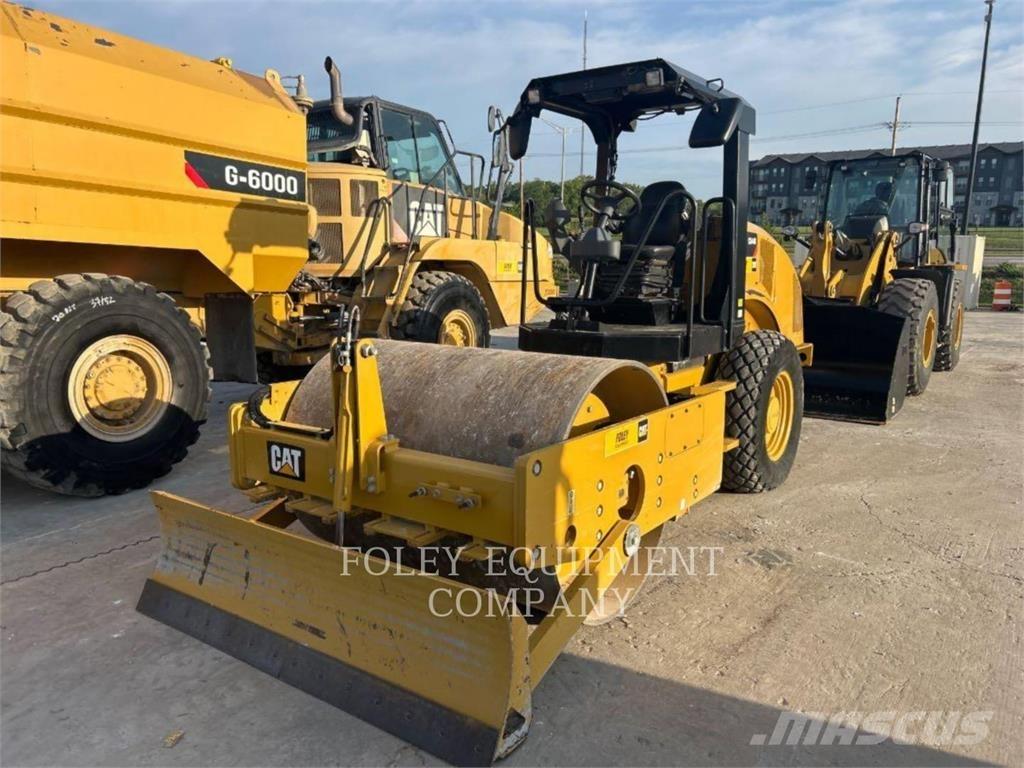 CAT CS44B Kompaktorji tal