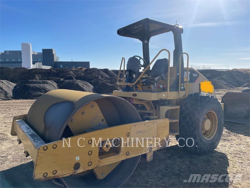 CAT CS54 Asfaltni finišerji