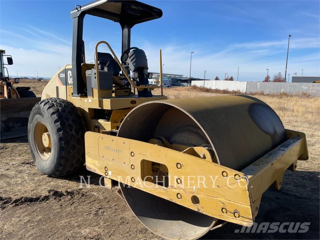 CAT CS54 Asfaltni finišerji