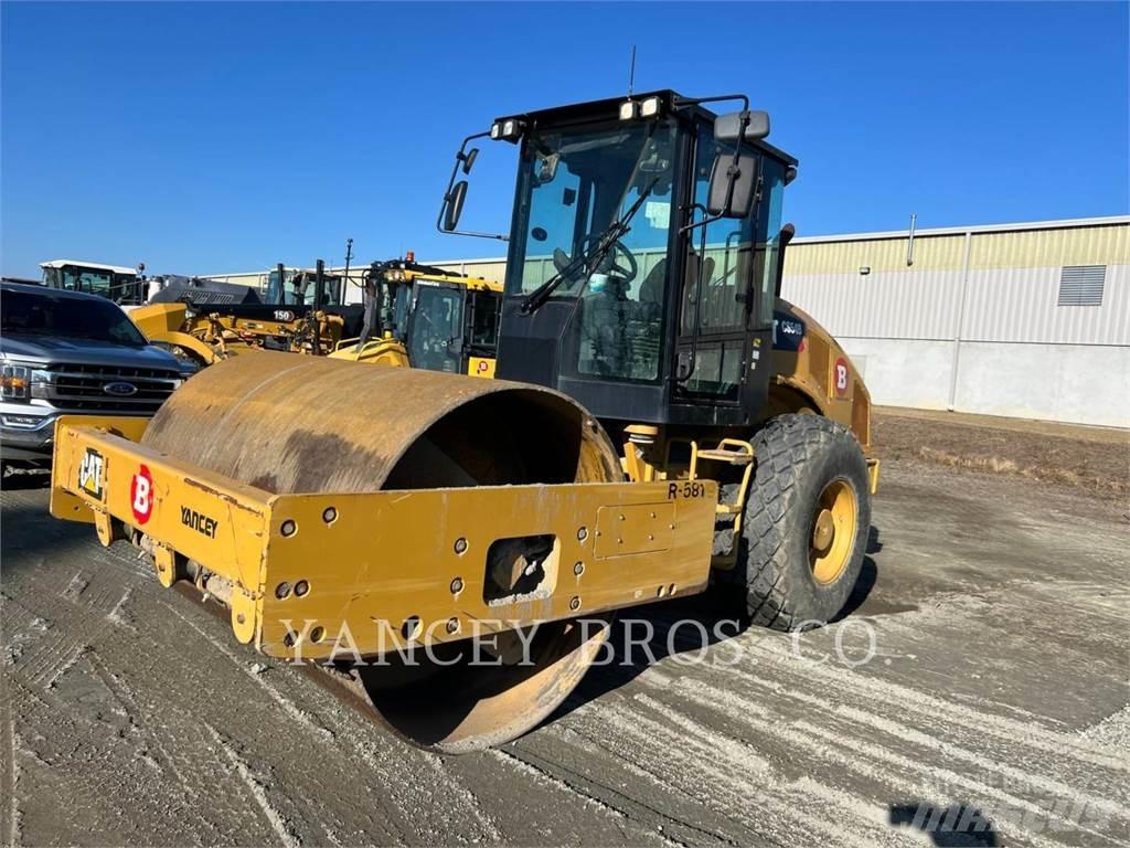 CAT CS54B Kompaktorji tal