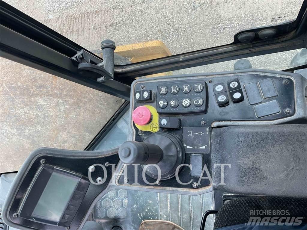 CAT CS56B Kombinirani valjarji