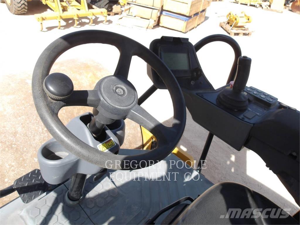 CAT CS56B Enojni valjarji