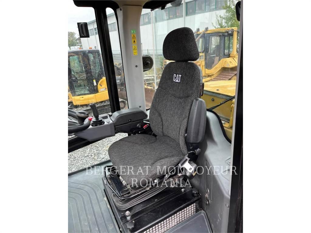 CAT CS64B Enojni valjarji