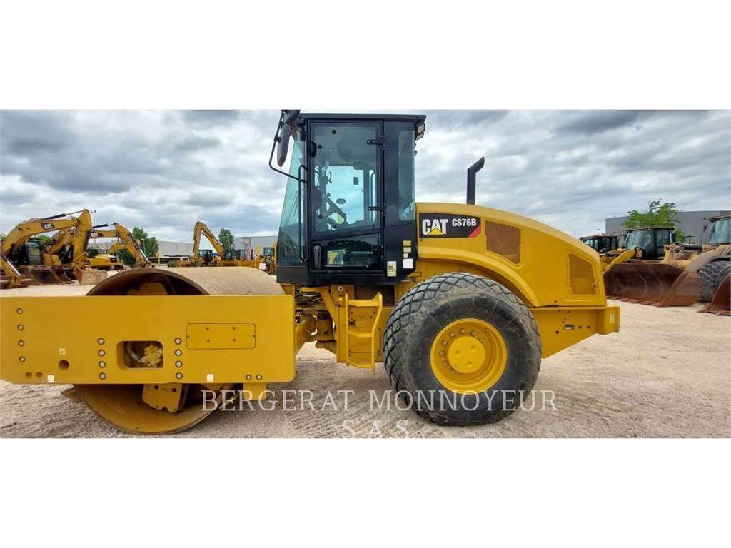 CAT CS76B 4F Kompaktorji tal