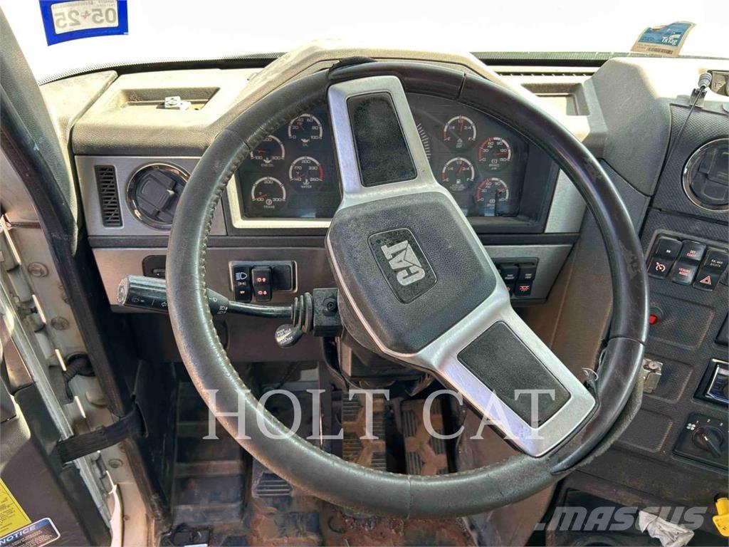 CAT CT660S Drugi tovornjaki