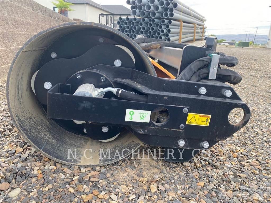 CAT CV119 Skid steer mini nakladalci
