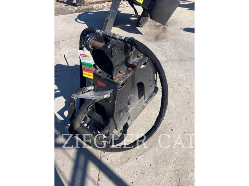 CAT CVP16 Kompaktorji tal