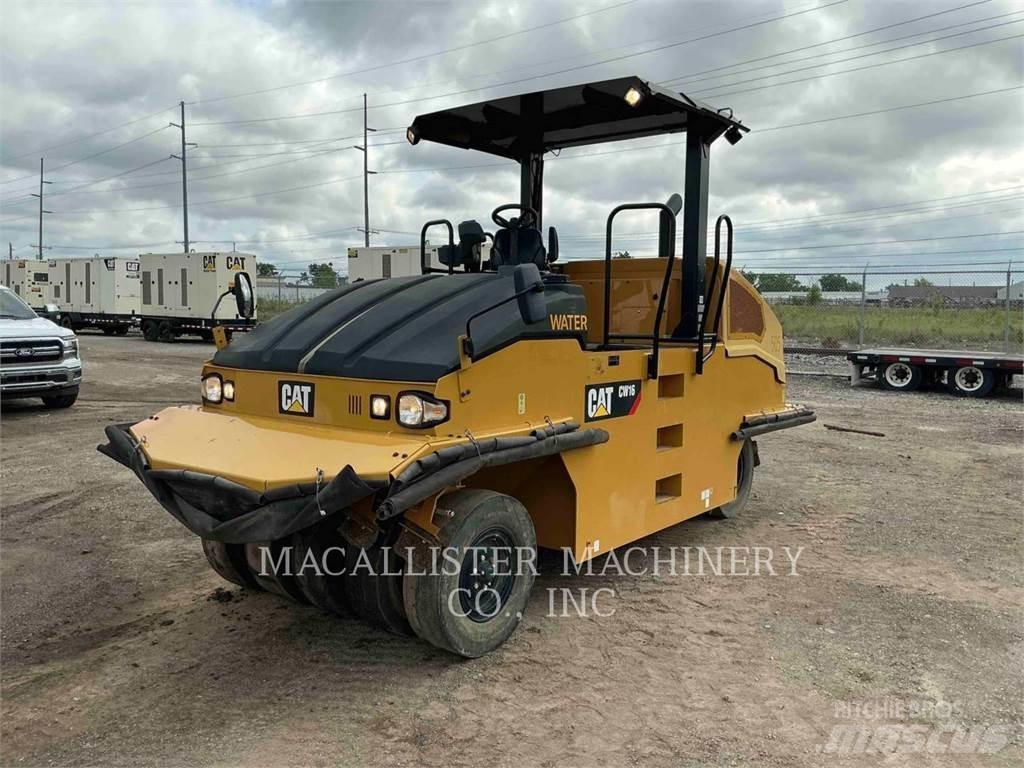 CAT CW16 Kolesni valjarji s pnevmatikami