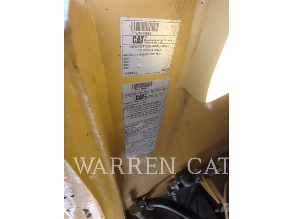 CAT CW34 Asfaltni finišerji