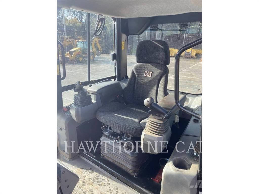 CAT D 6 K XL Buldožerji goseničarji