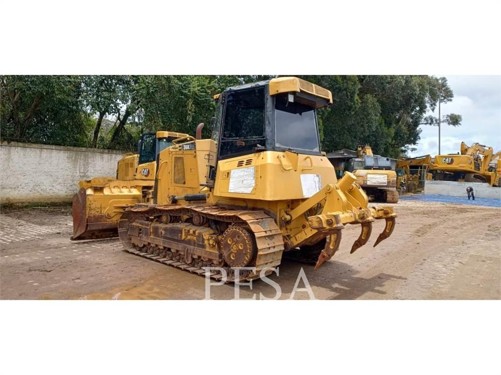 CAT D 6 K2 Buldožerji goseničarji