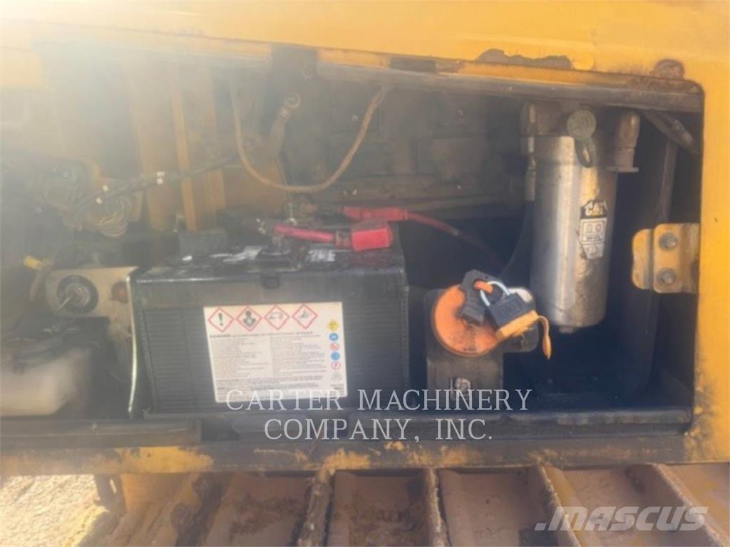 CAT D 6 K2 Buldožerji goseničarji