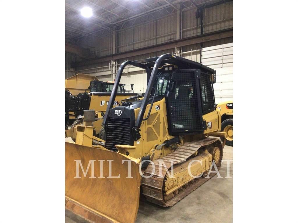 CAT D1 Buldožerji goseničarji