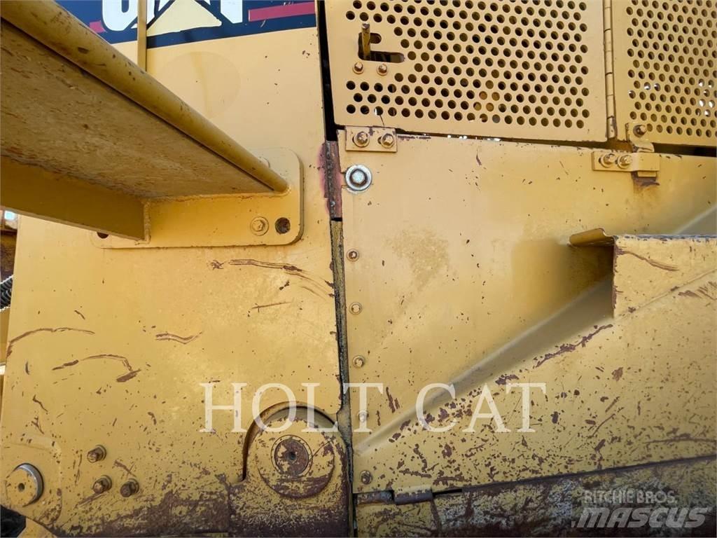 CAT D10R Buldožerji goseničarji