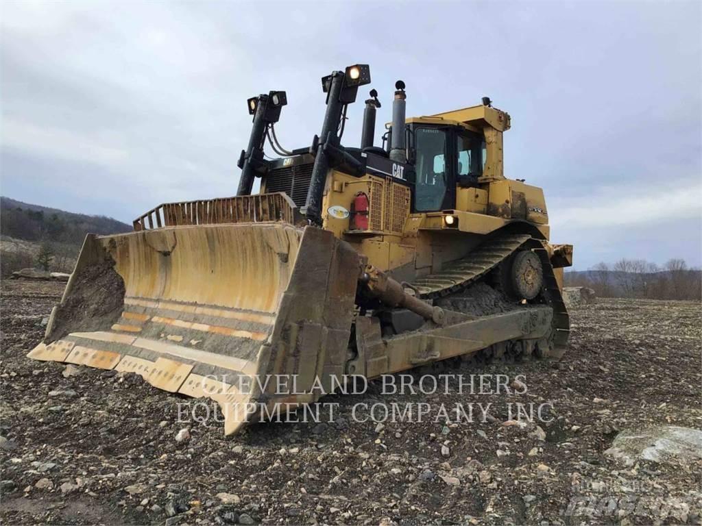 CAT D10T Buldožerji goseničarji