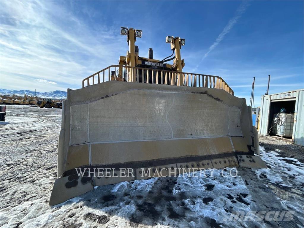 CAT D10T Buldožerji goseničarji