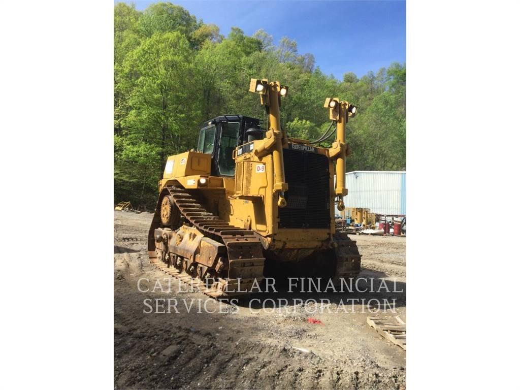 CAT D10T Buldožerji goseničarji