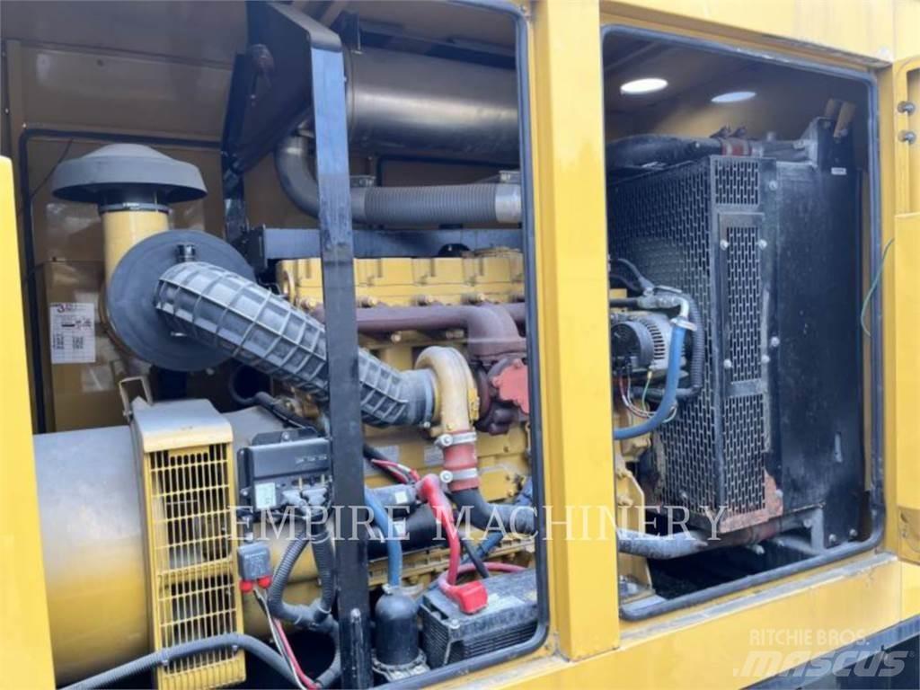 CAT D150 Dizelski agregati