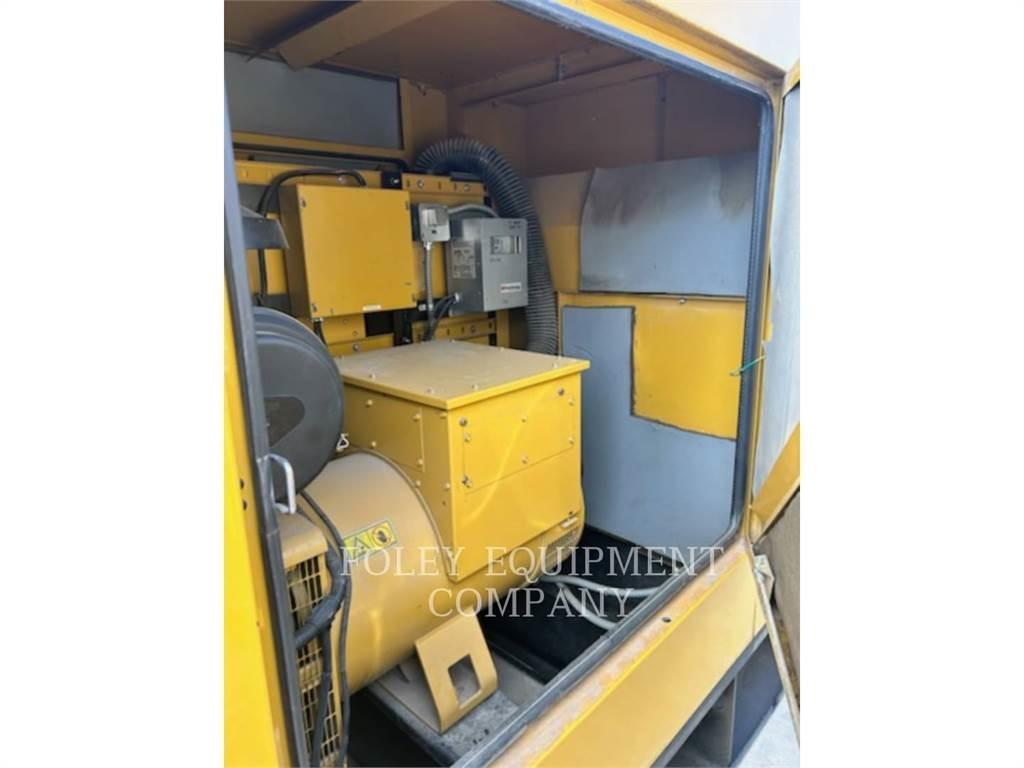 CAT D150-8 Dizelski agregati