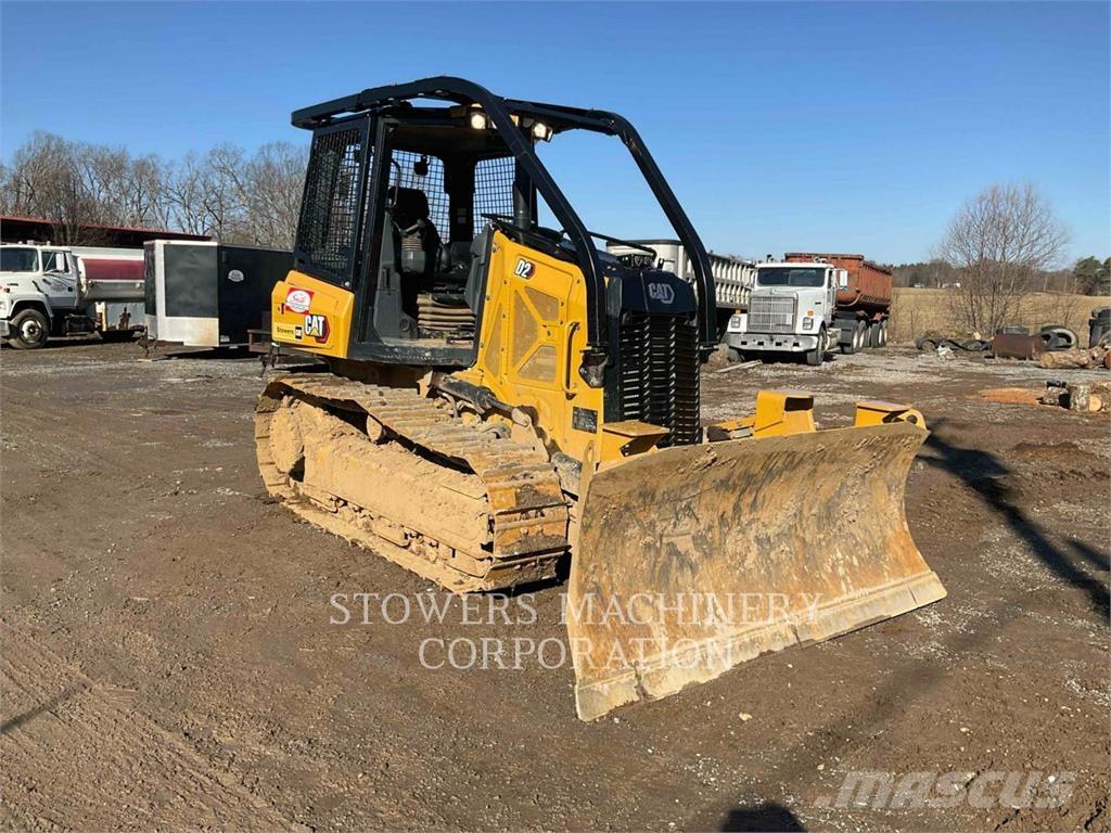 CAT D2 Buldožerji goseničarji