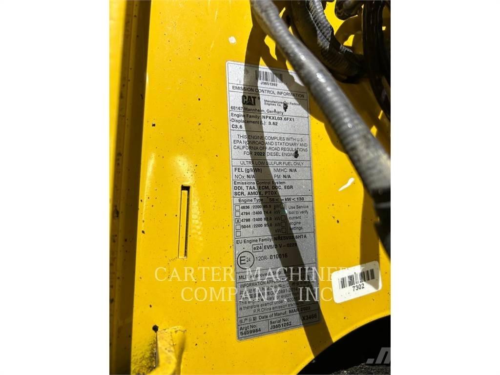 CAT D2-12LGPAR Buldožerji goseničarji