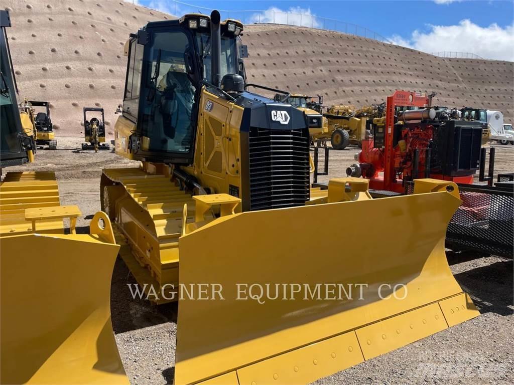 CAT D3 Buldožerji goseničarji