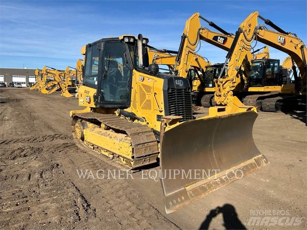 CAT D3 Buldožerji goseničarji
