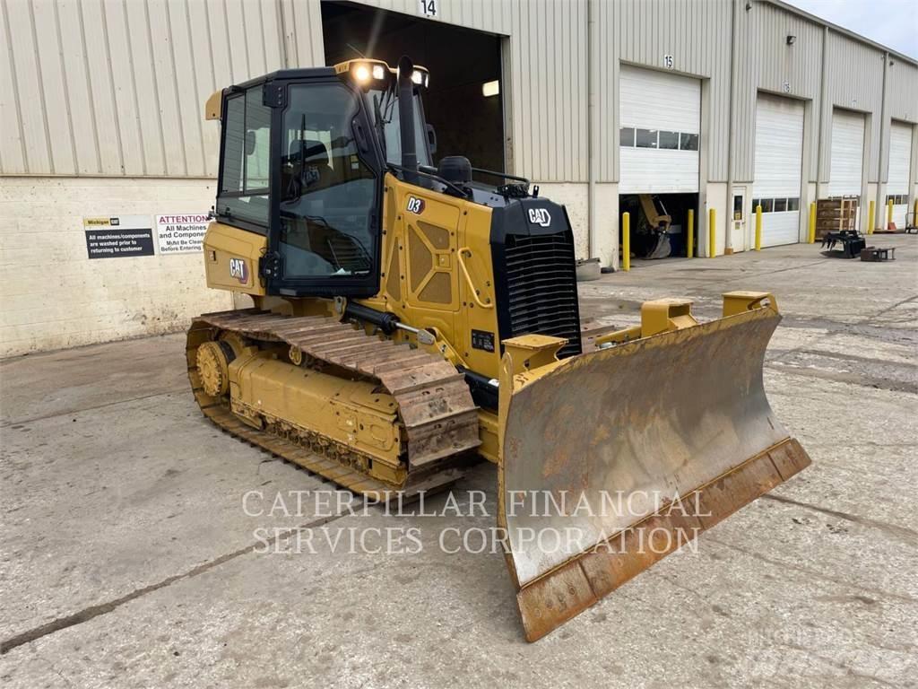 CAT D3 Buldožerji goseničarji