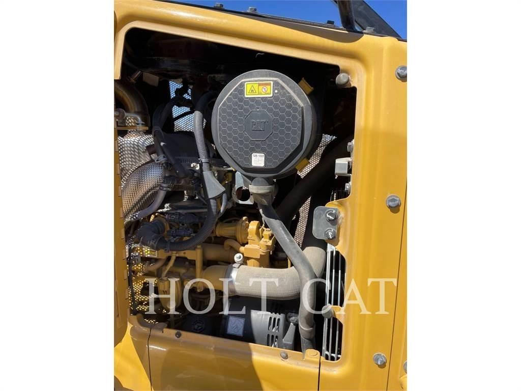 CAT D3-12 Buldožerji goseničarji