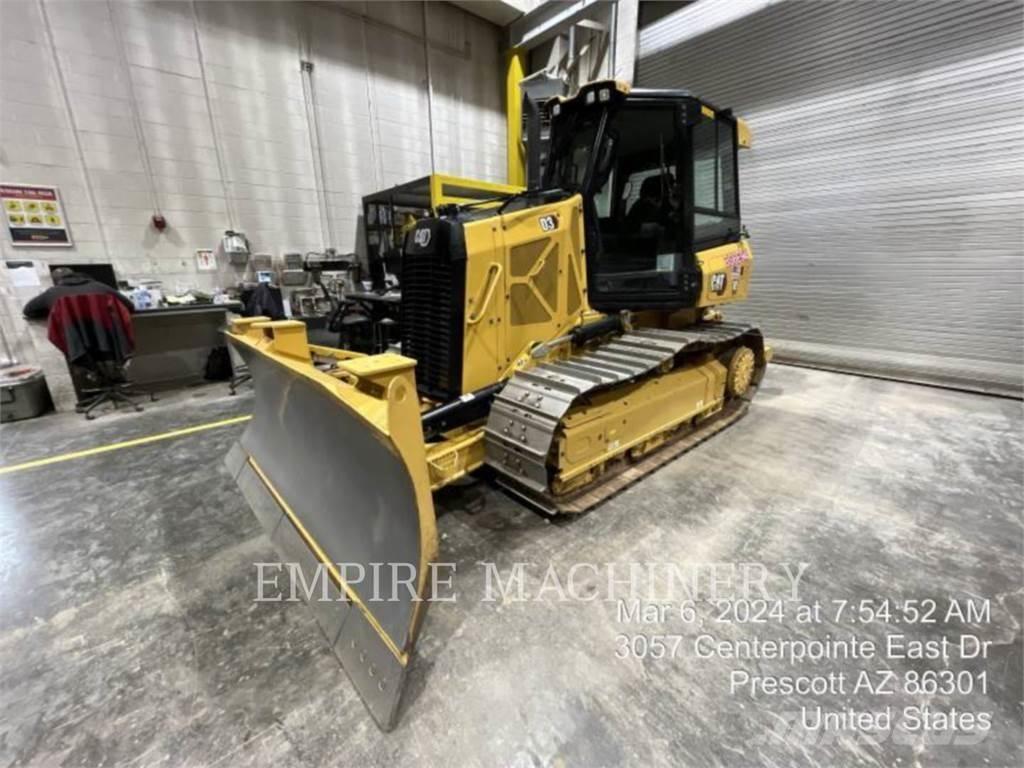 CAT D3-12 ARO Buldožerji goseničarji
