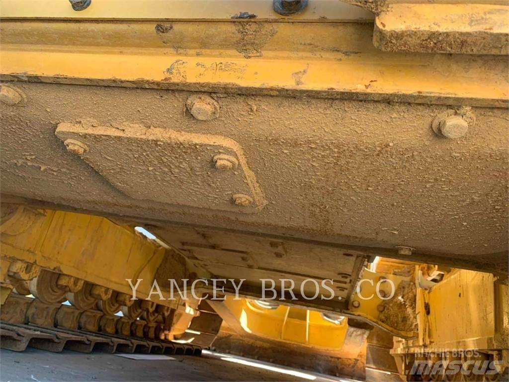 CAT D3 LGP Buldožerji goseničarji