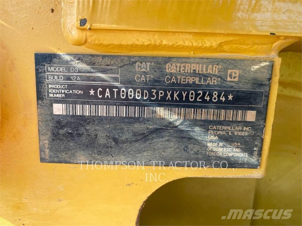 CAT D3 LGP Buldožerji goseničarji