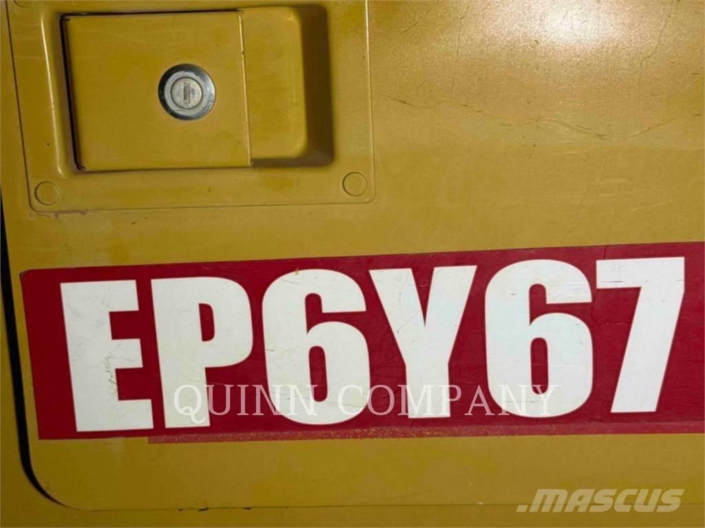 CAT D3 LGP Buldožerji goseničarji