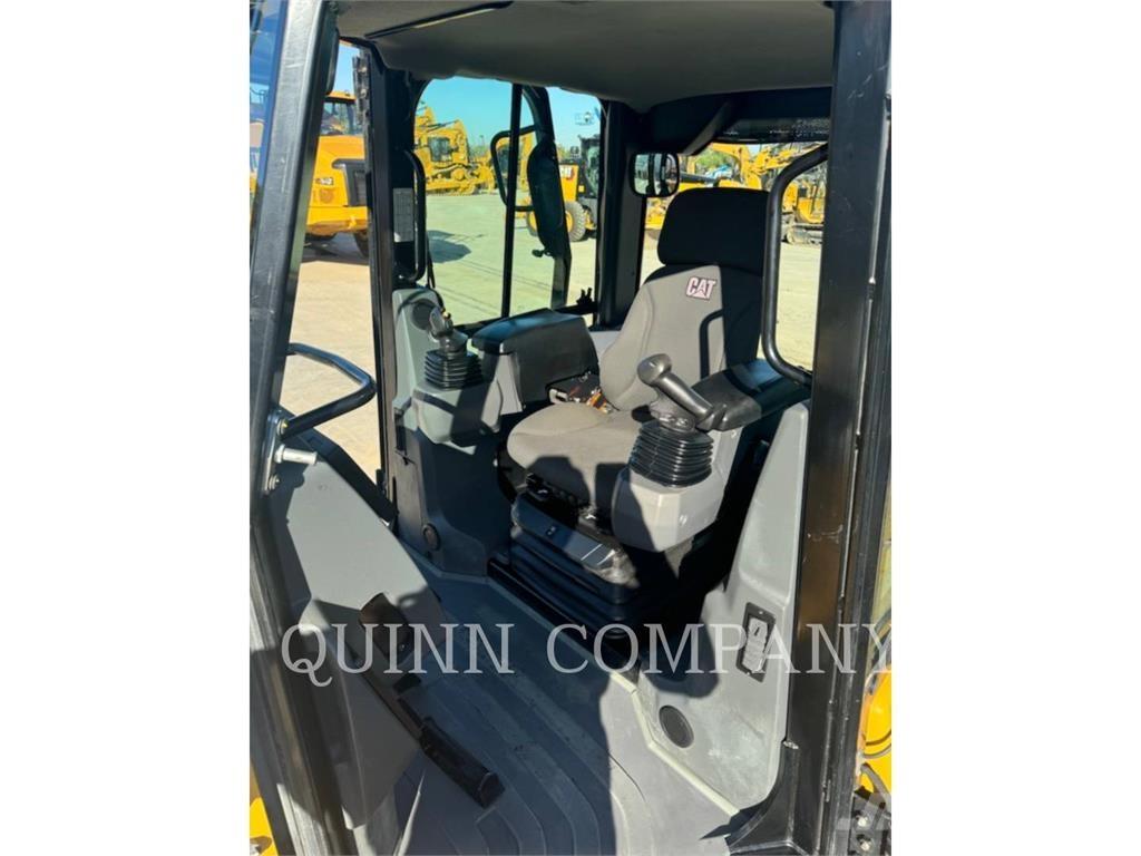 CAT D3 LGP Buldožerji goseničarji