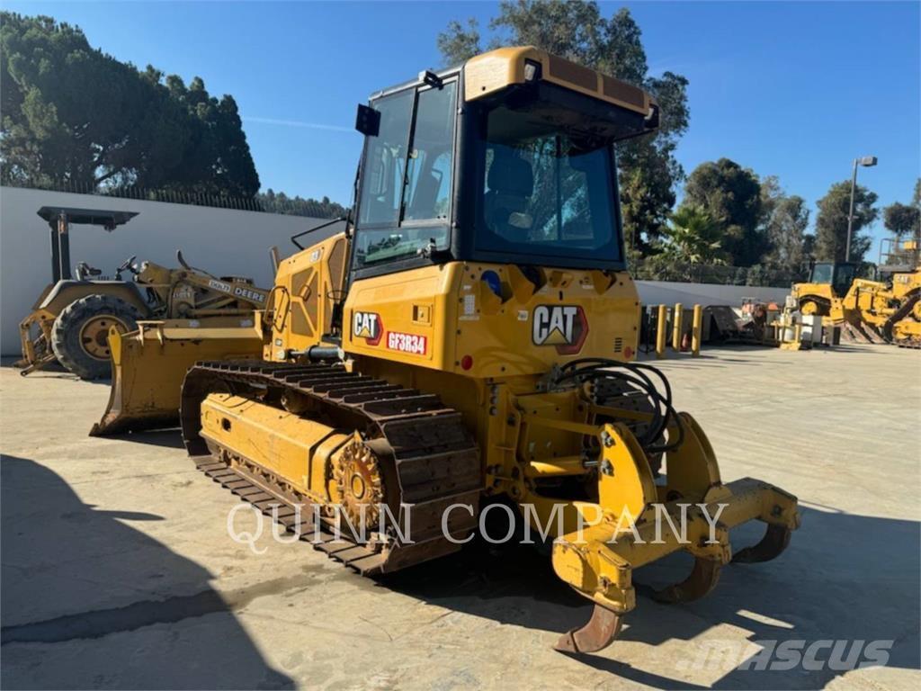 CAT D3 LGP Buldožerji goseničarji
