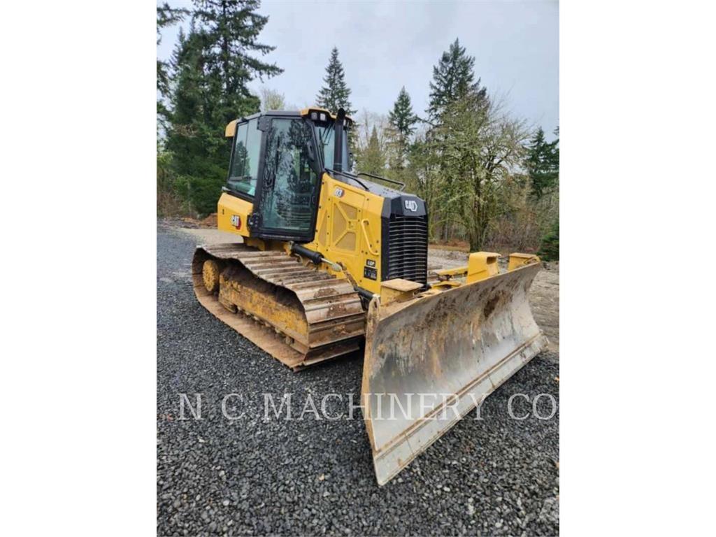 CAT D3 LGPCB Buldožerji goseničarji