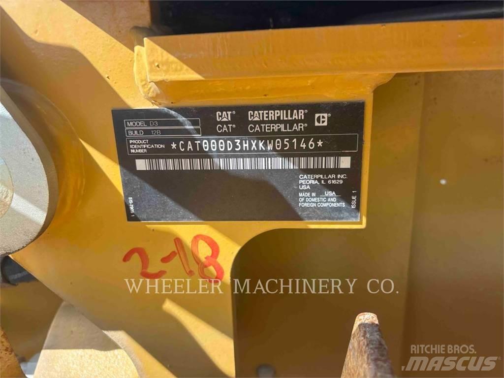 CAT D3 XL Buldožerji goseničarji