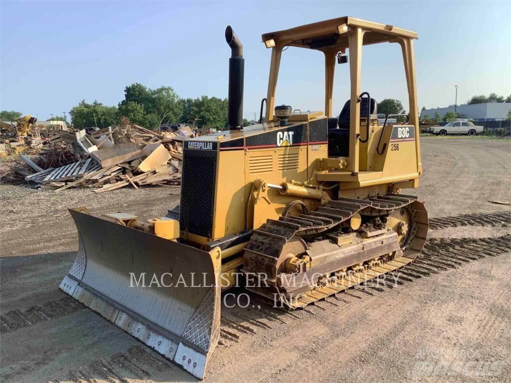 CAT D3CIII Buldožerji goseničarji