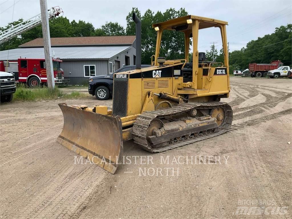 CAT D3CX Buldožerji goseničarji
