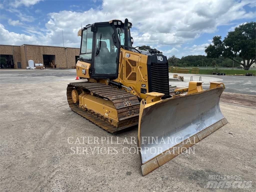 CAT D3G Buldožerji goseničarji