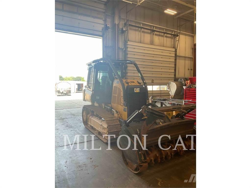 CAT D3K 2 XL Buldožerji goseničarji