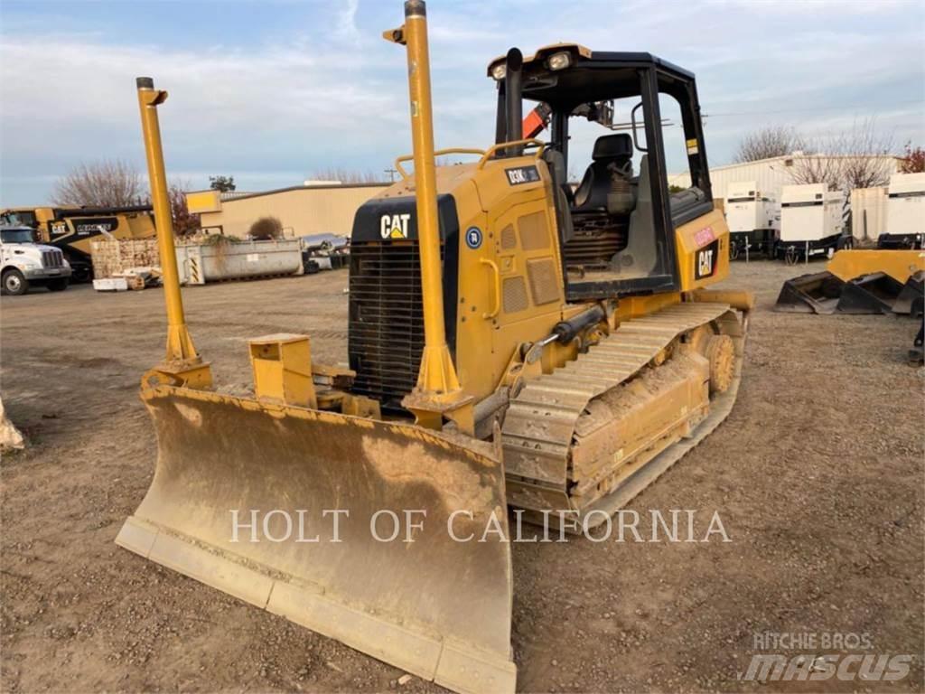 CAT D3K2 Buldožerji goseničarji