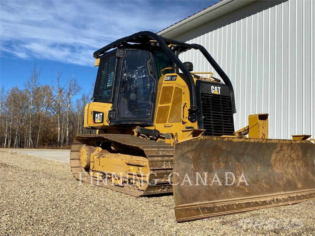 CAT D3K2 Buldožerji goseničarji